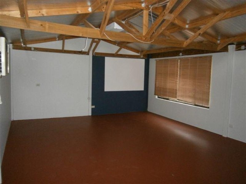 7 Thomas Street, Warracknabeal VIC 3393
