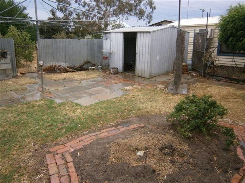 7 Thomas Street, Warracknabeal VIC 3393