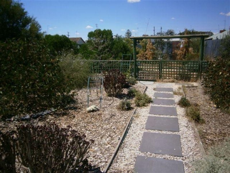 89 Anderson Street, Warracknabeal VIC 3393