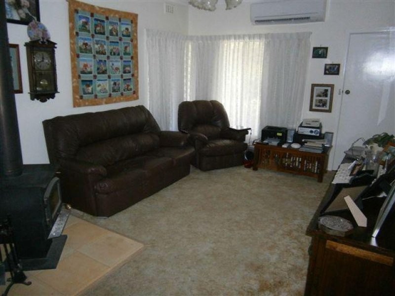 1 Dingwell Street, Beulah VIC 3395