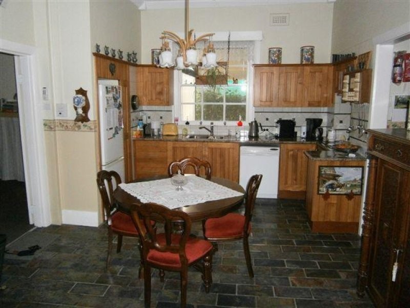 36 Deakin Street, Beulah VIC 3395