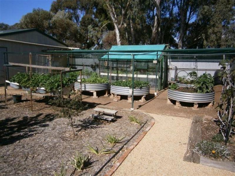 36 Deakin Street, Beulah VIC 3395