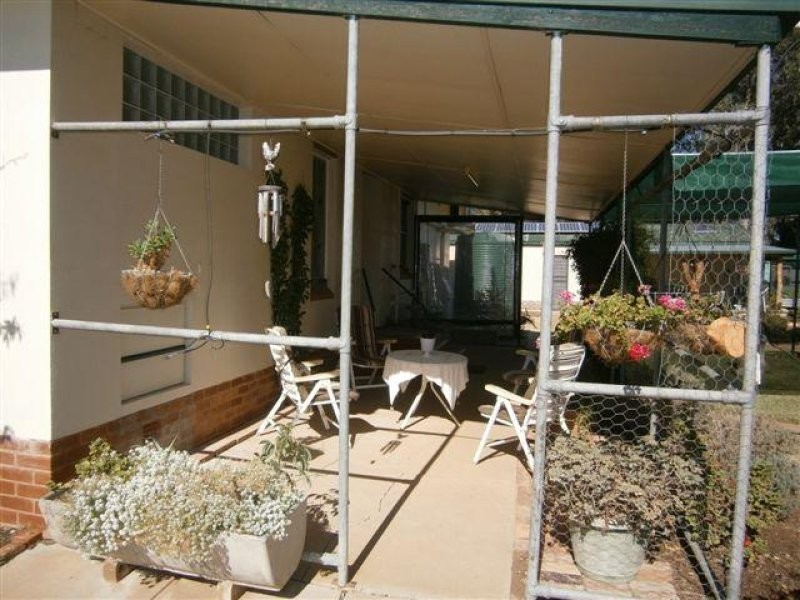 36 Deakin Street, Beulah VIC 3395