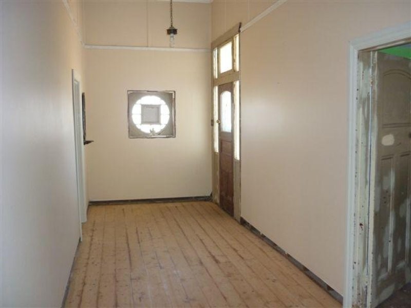 56 Lyle Street, Warracknabeal VIC 3393