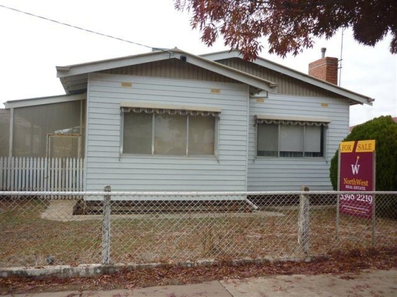 163 Woods Street, Donald VIC 3480