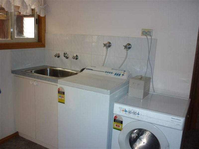 163 Woods Street, Donald VIC 3480