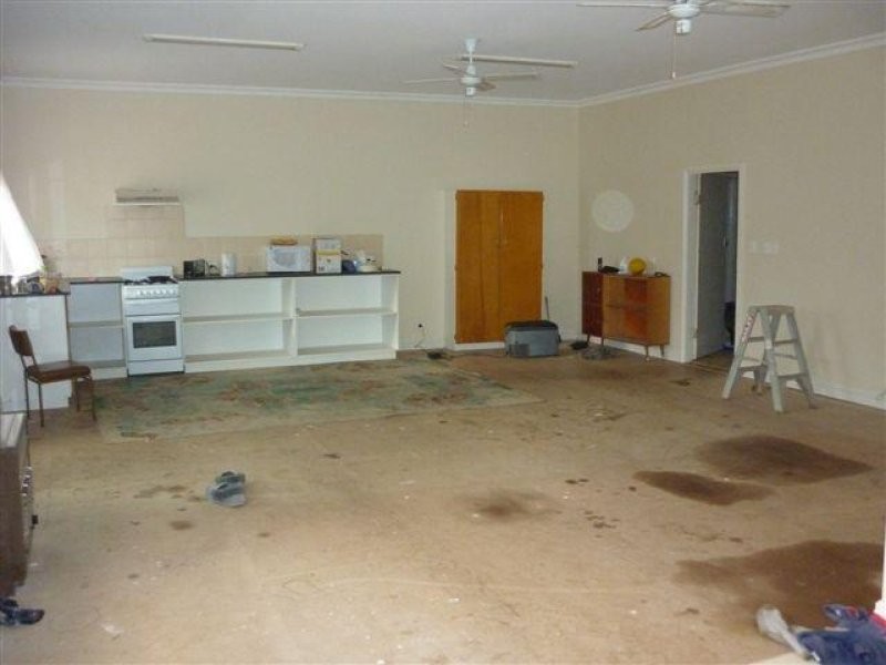 16 Henty Highway, Beulah VIC 3395