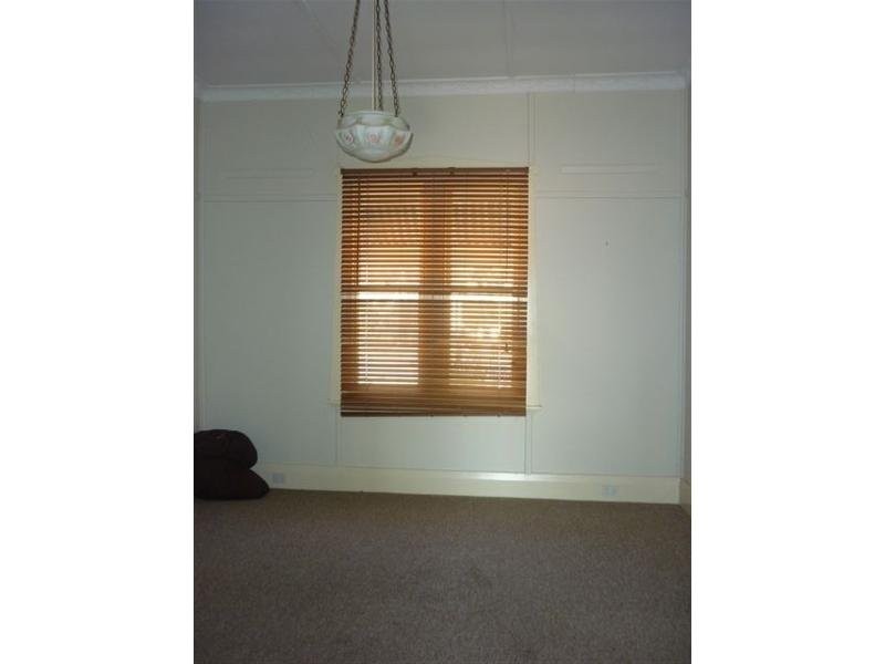 29 Cave Street, Donald VIC 3480