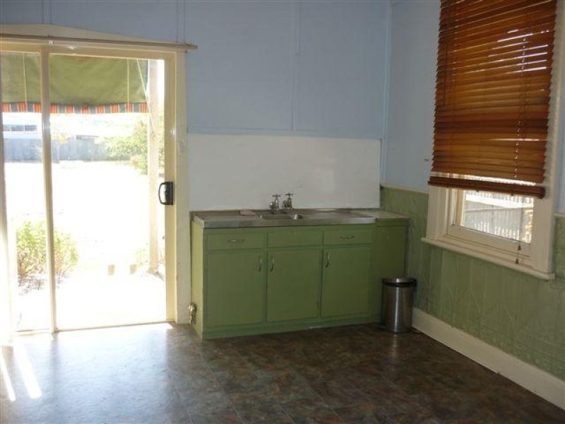 29 Cave Street, Donald VIC 3480