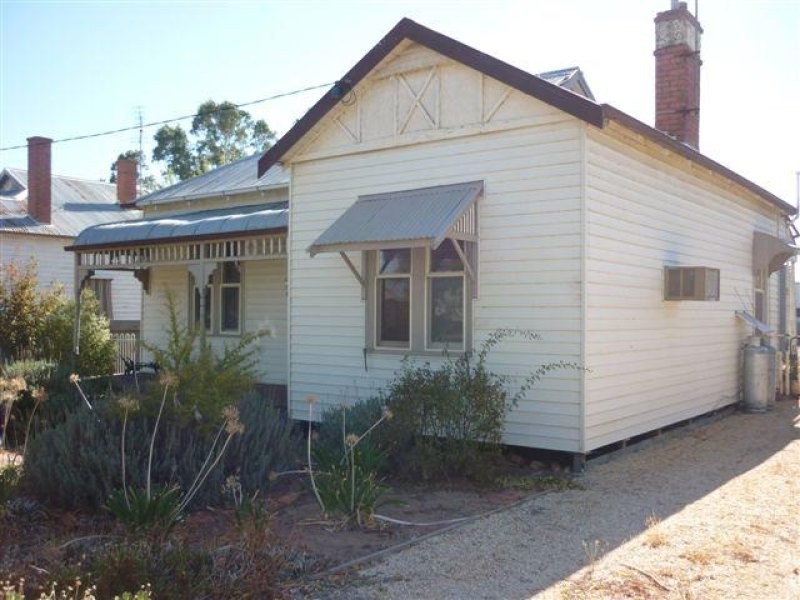 29 Cave Street, Donald VIC 3480