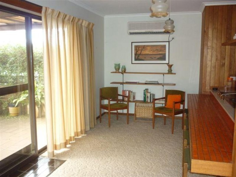 10 Campbell Street, Donald VIC 3480