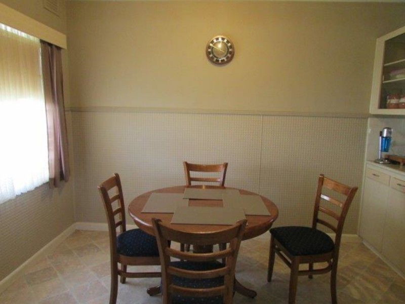 24 Shank Street, Warracknabeal VIC 3393