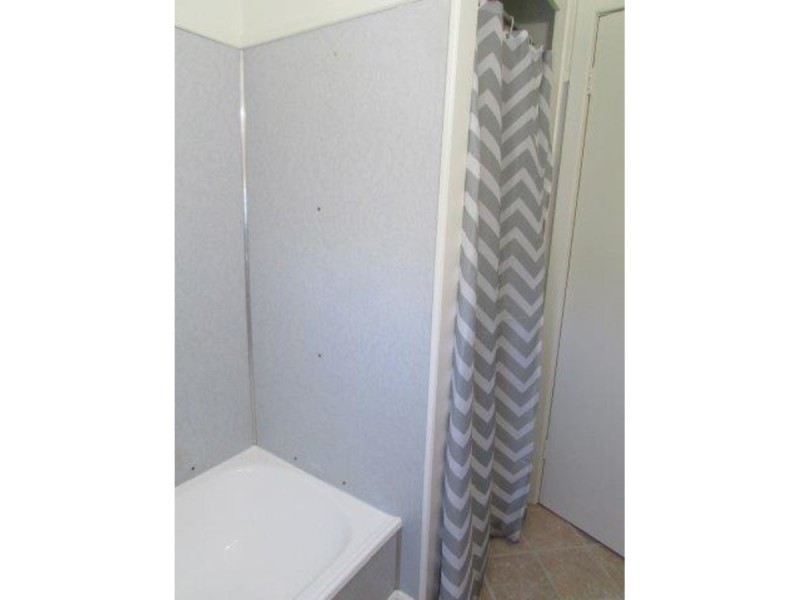 24 Shank Street, Warracknabeal VIC 3393