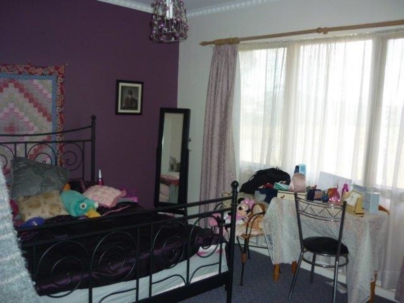 38 Gardiner Street, Warracknabeal VIC 3393