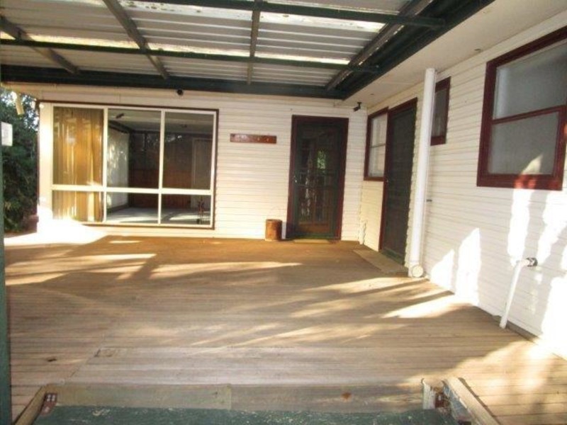 33 McCracken Avenue, Donald VIC 3480