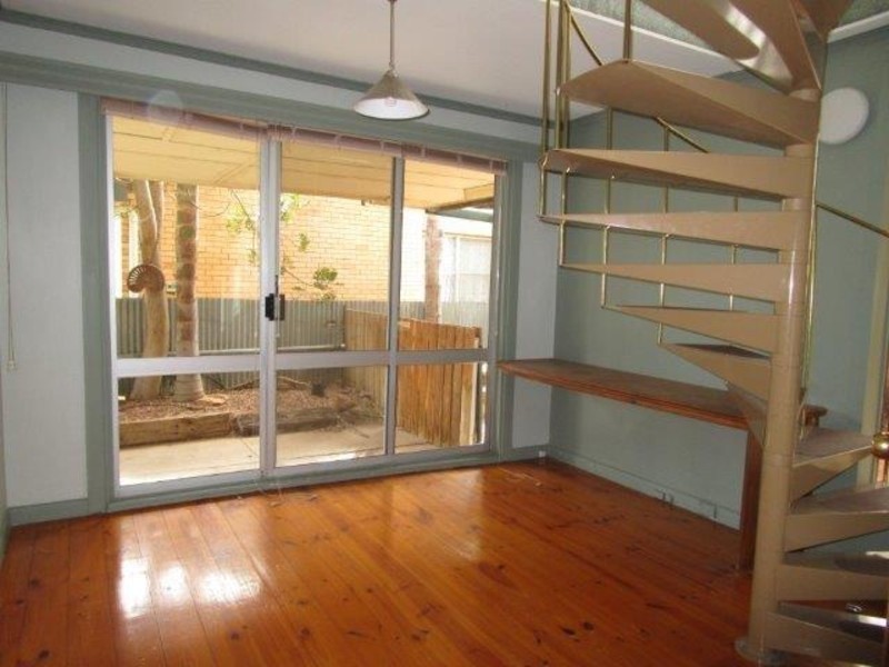 33 McCracken Avenue, Donald VIC 3480