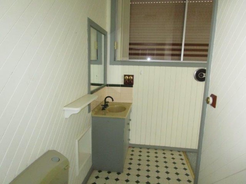 33 McCracken Avenue, Donald VIC 3480