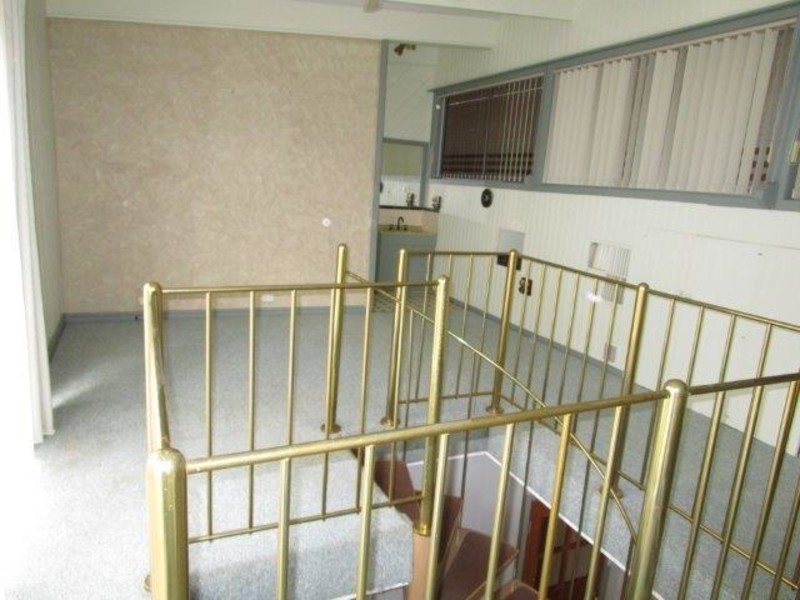 33 McCracken Avenue, Donald VIC 3480