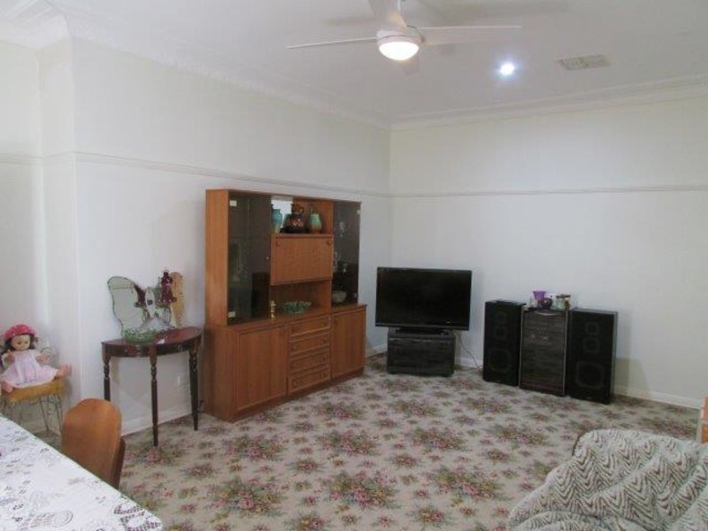 43 Devereux Street, Warracknabeal VIC 3393