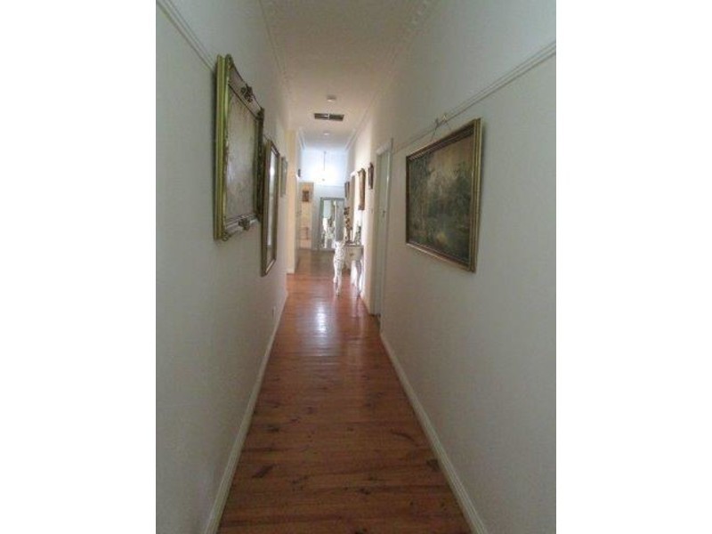 43 Devereux Street, Warracknabeal VIC 3393