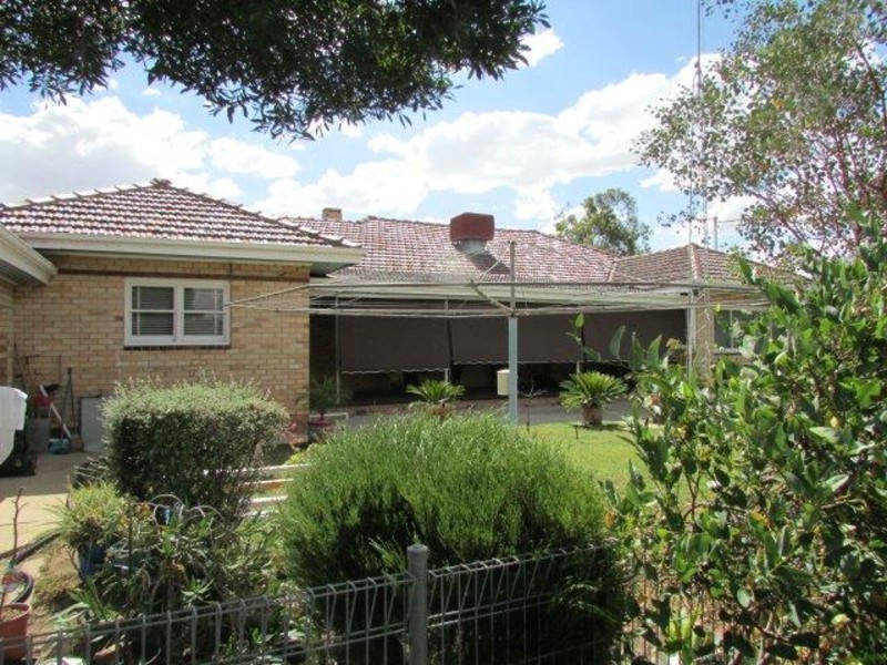 43 Devereux Street, Warracknabeal VIC 3393