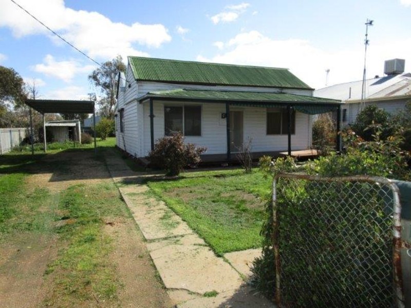 35 Gray Street, Donald VIC 3480