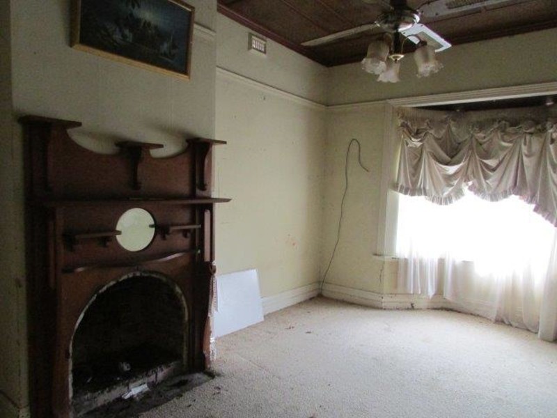 30 McCulloch Streeet, Donald VIC 3480