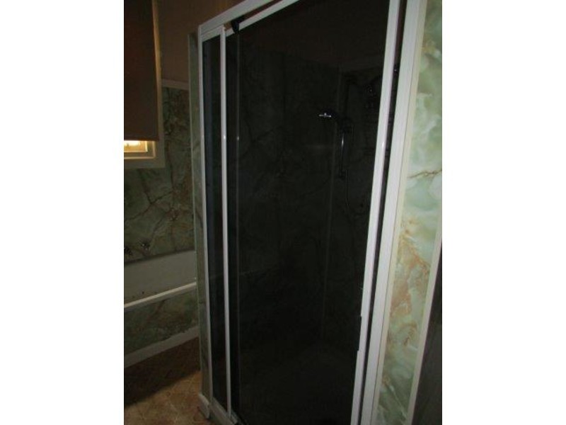 30 McCulloch Streeet, Donald VIC 3480