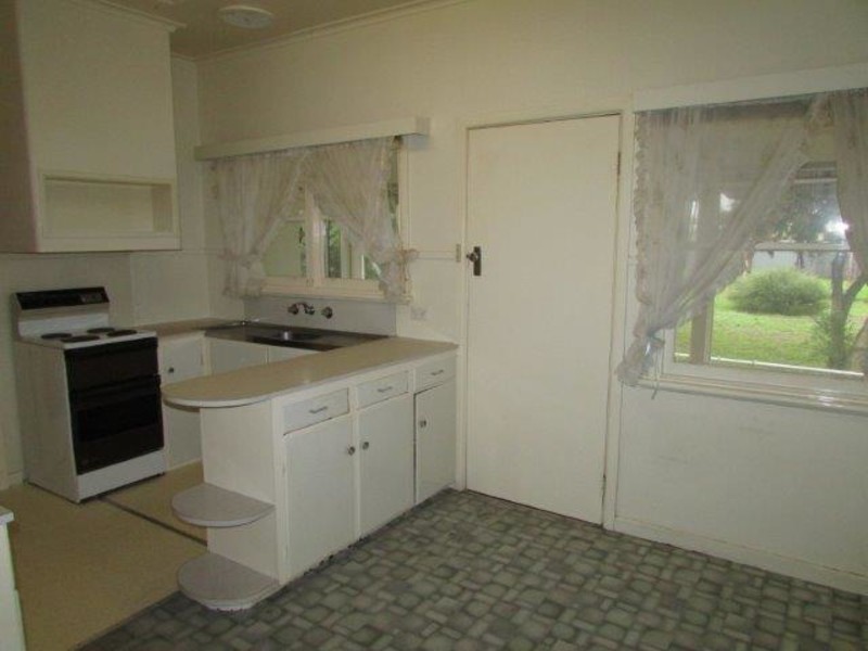 22 Hewitt Street, Warracknabeal VIC 3393