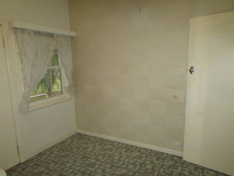 22 Hewitt Street, Warracknabeal VIC 3393