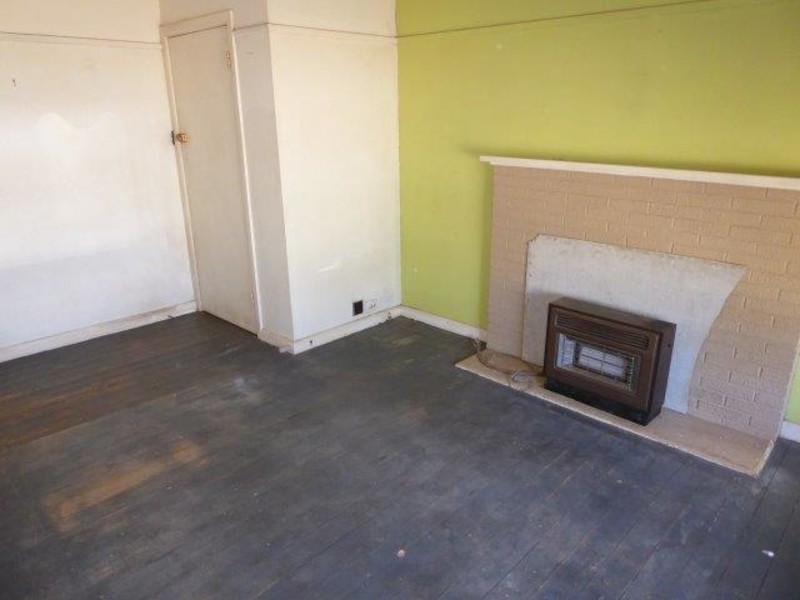 10 Aitkin Avenue, Donald VIC 3480