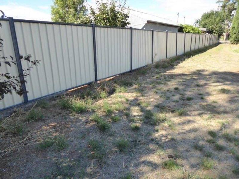 10 Aitkin Avenue, Donald VIC 3480