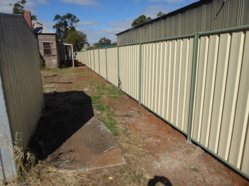 10 Aitkin Avenue, Donald VIC 3480