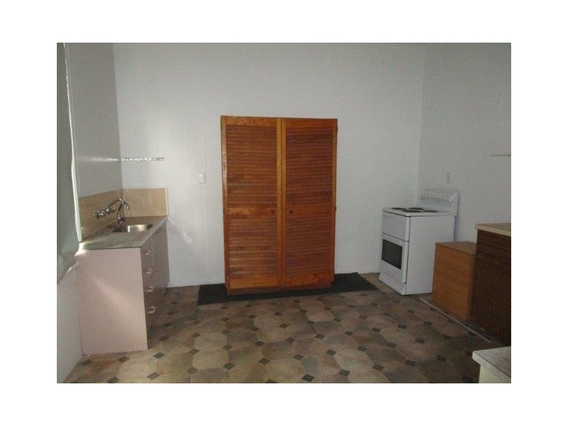 2 Inglewood Road, St Arnaud VIC 3478