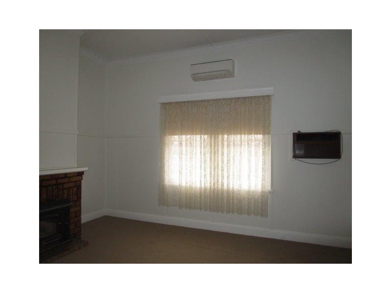 2 Inglewood Road, St Arnaud VIC 3478