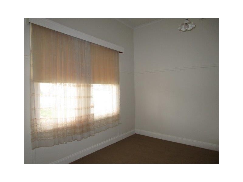 2 Inglewood Road, St Arnaud VIC 3478