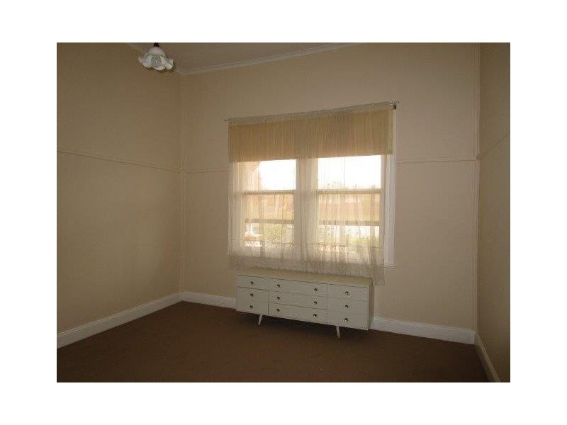 2 Inglewood Road, St Arnaud VIC 3478