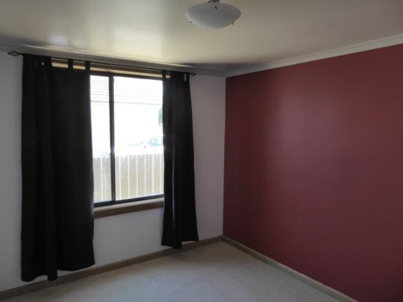 48 Walker Street, Donald VIC 3480