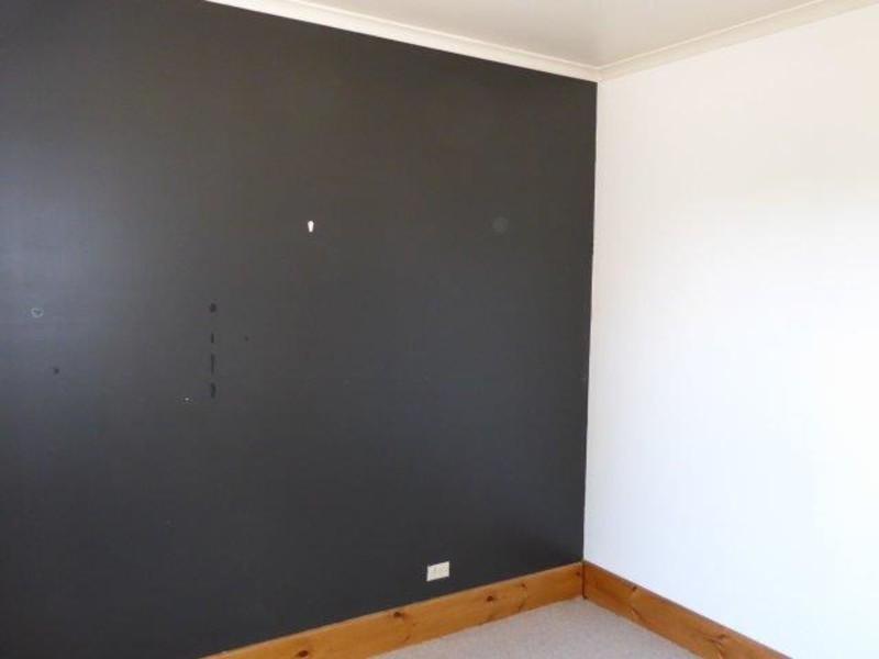 48 Walker Street, Donald VIC 3480