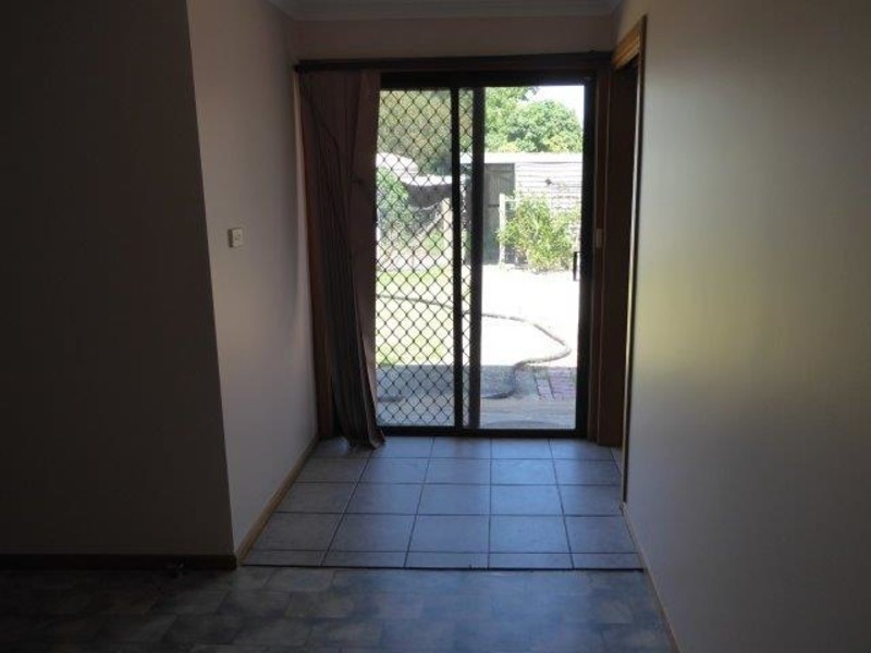 48 Walker Street, Donald VIC 3480