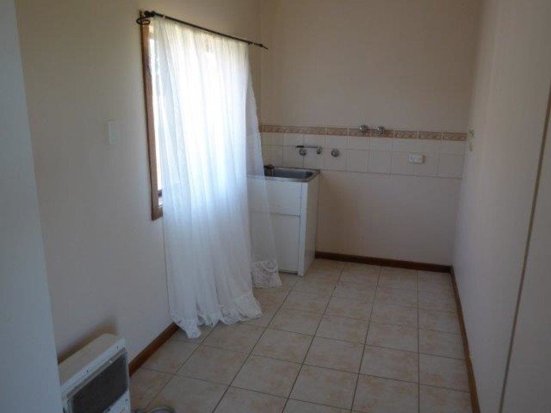 48 Walker Street, Donald VIC 3480