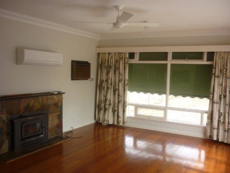 130 Anderson Street, Warracknabeal VIC 3393