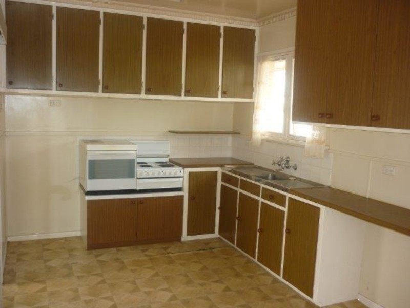 130 Anderson Street, Warracknabeal VIC 3393