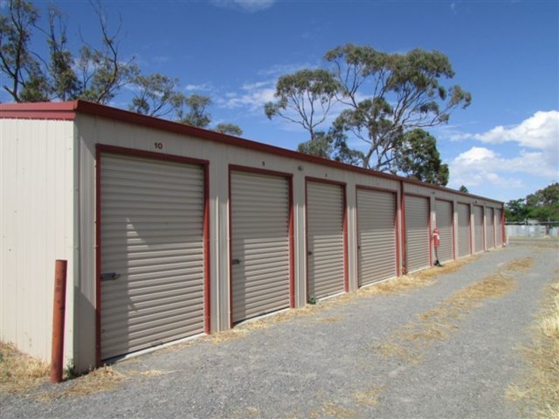 47 Thomas Street, Warracknabeal VIC 3393