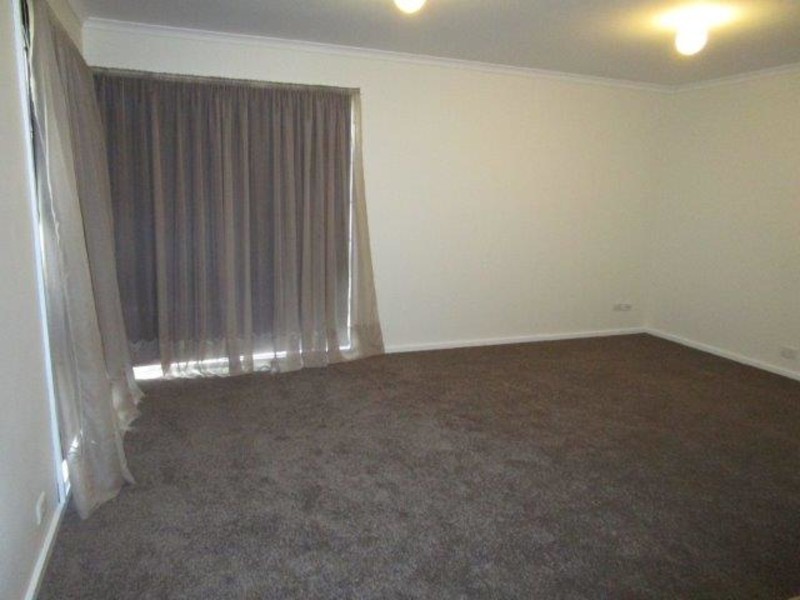 18 Allen Street, Donald VIC 3480