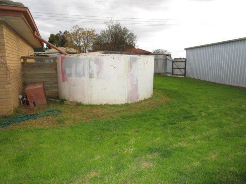 18 Allen Street, Donald VIC 3480