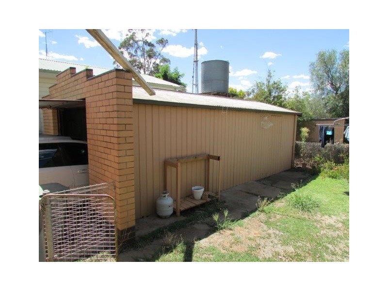 44 Church Street, Woomelang VIC 3485