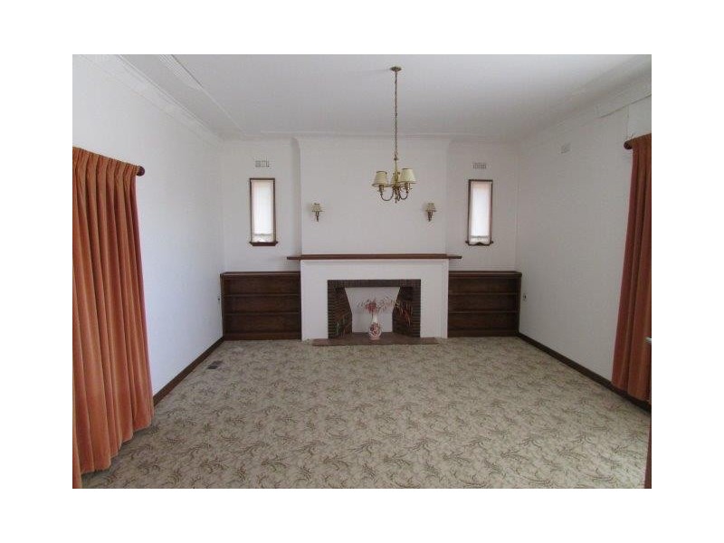 24 Houston Street, Donald VIC 3480