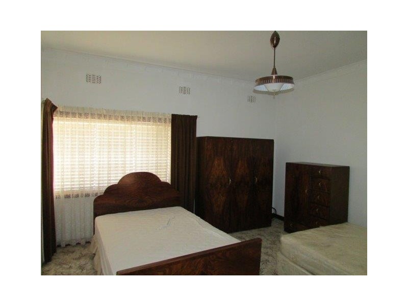 24 Houston Street, Donald VIC 3480