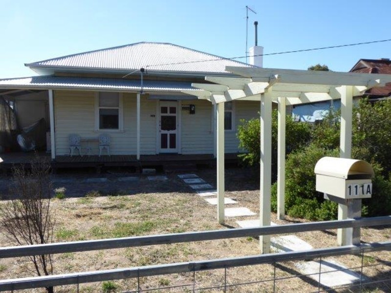 111A Jamouneau Street, Warracknabeal VIC 3393